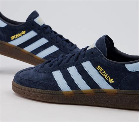 handball spezial trainers collegiate navy clear sky gum.